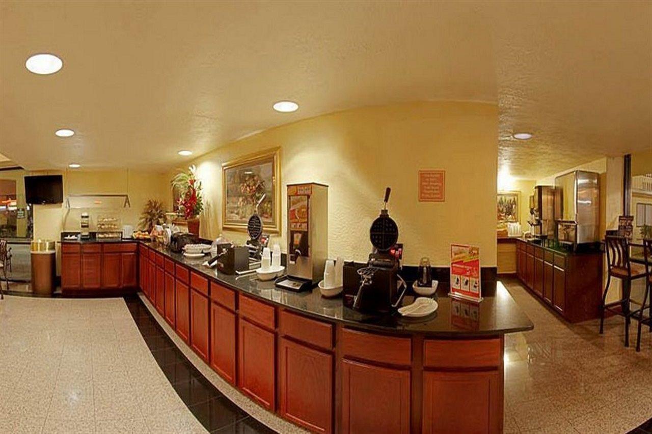 Mai Hana Hotel- Intl Drive, Trademark Collection By Wyndham Williamsburg Zewnętrze zdjęcie